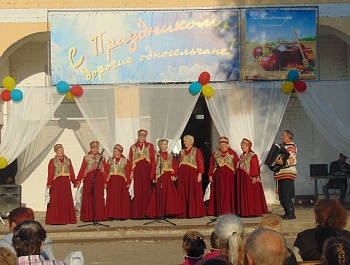 18 августа 2018 года в селе Спасское на территории СДК прошел праздник День села « Яблочный спас». 